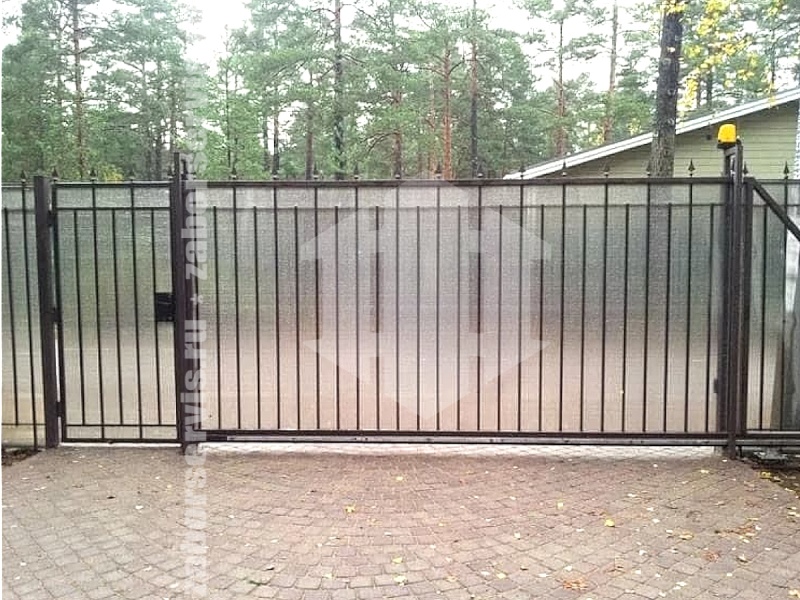 Откатные ворота из поликарбоната с автоматикой