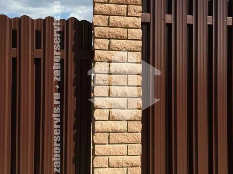 Заборы из металлического штакетника шахматка 48 метров