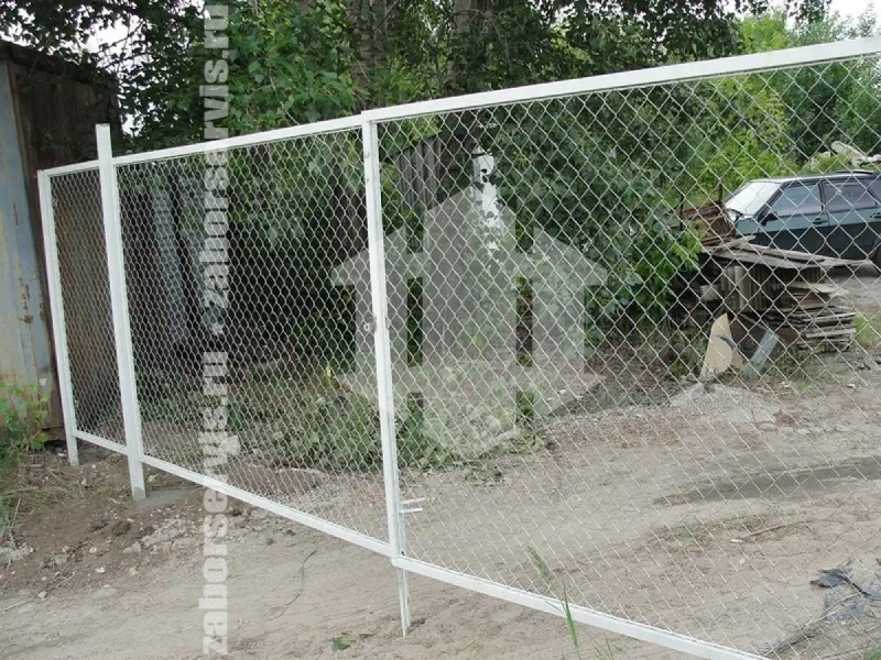 Забор из сетки рабицы в натяг секционный 10 соток