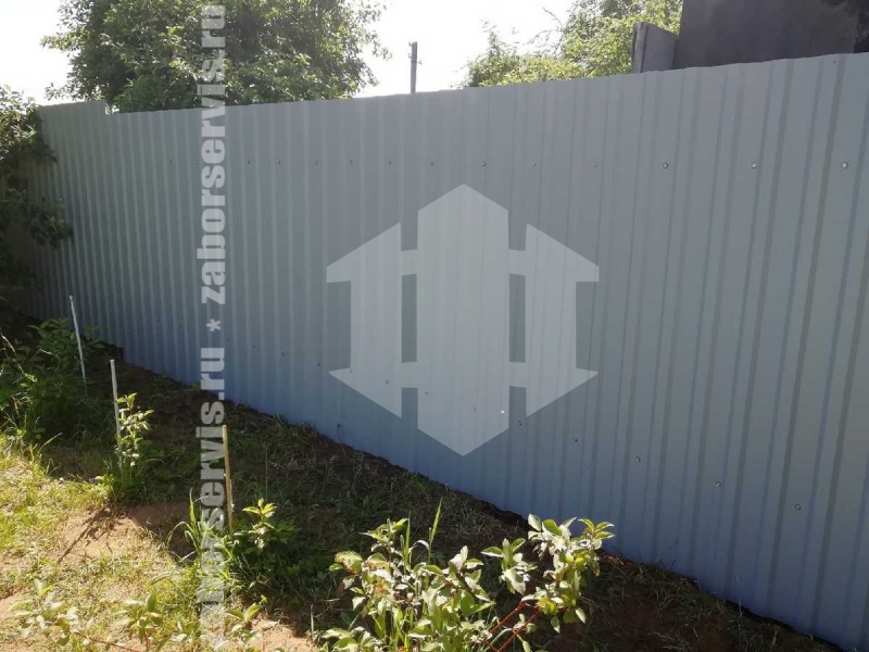 Забор из профнастила оцинкованный 38 метров