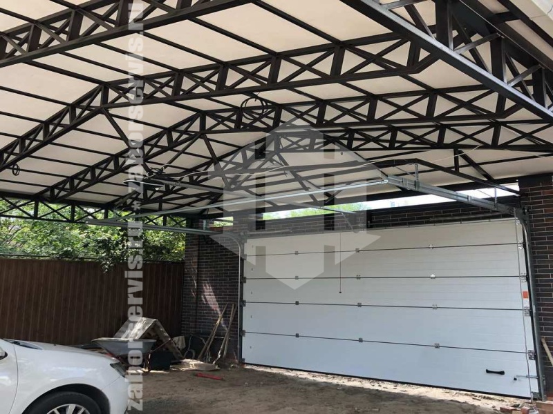 Навес из металлочерепицы пример 1