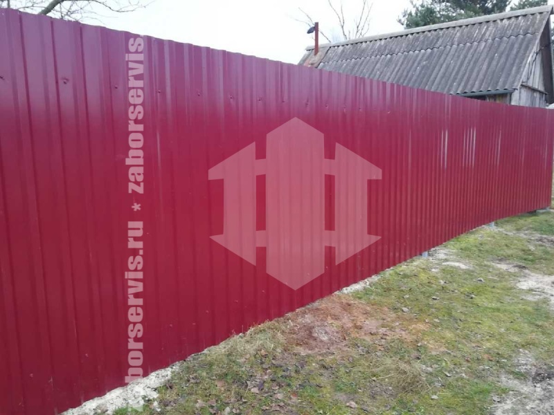 Забор из профнастила с бетонированием столбов 16 соток