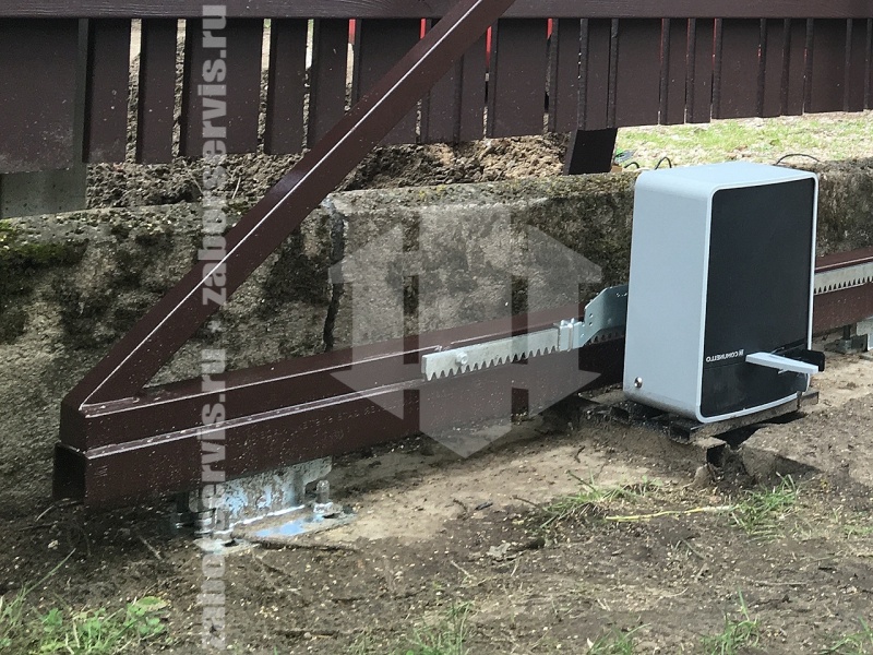 Ворота откатные из профнастила с автоматикой